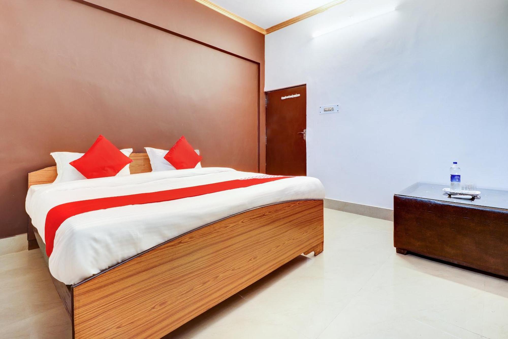 Hotel O Star City Hotel Ayodhya Exteriér fotografie